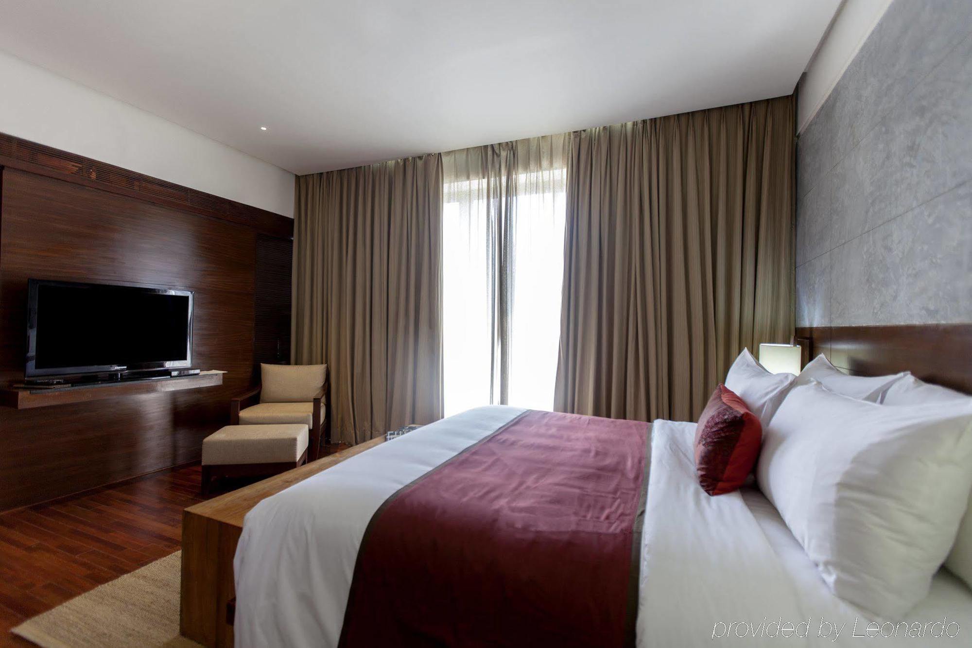 Holiday Inn & Suites Bengaluru Whitefield Exteriér fotografie